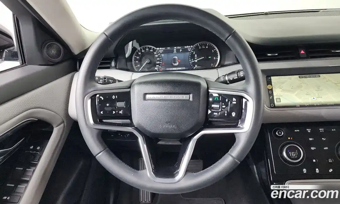 Land Rover Range-Rover Evoque 2023 2.0 Автомат в Москве № 166111, фото 13