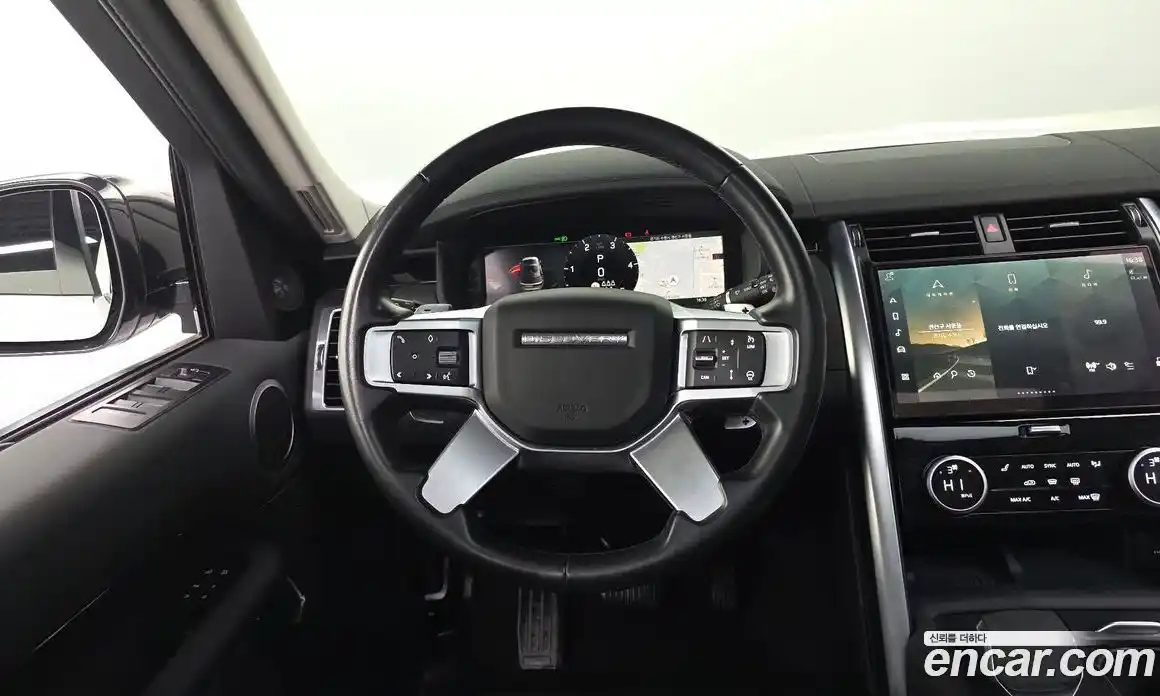 Land Rover Discovery 2023 3.0 Автомат в Москве № 166244, фото 13