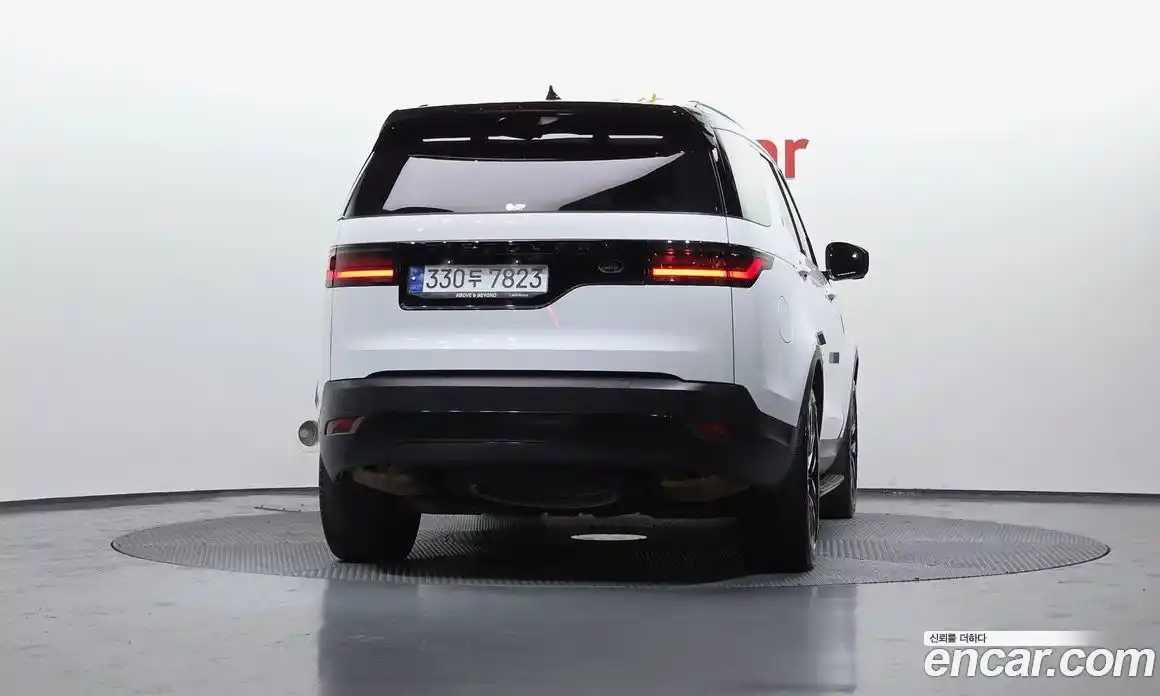 Land Rover Discovery 2023 3.0 Автомат в Москве № 166244, фото 4