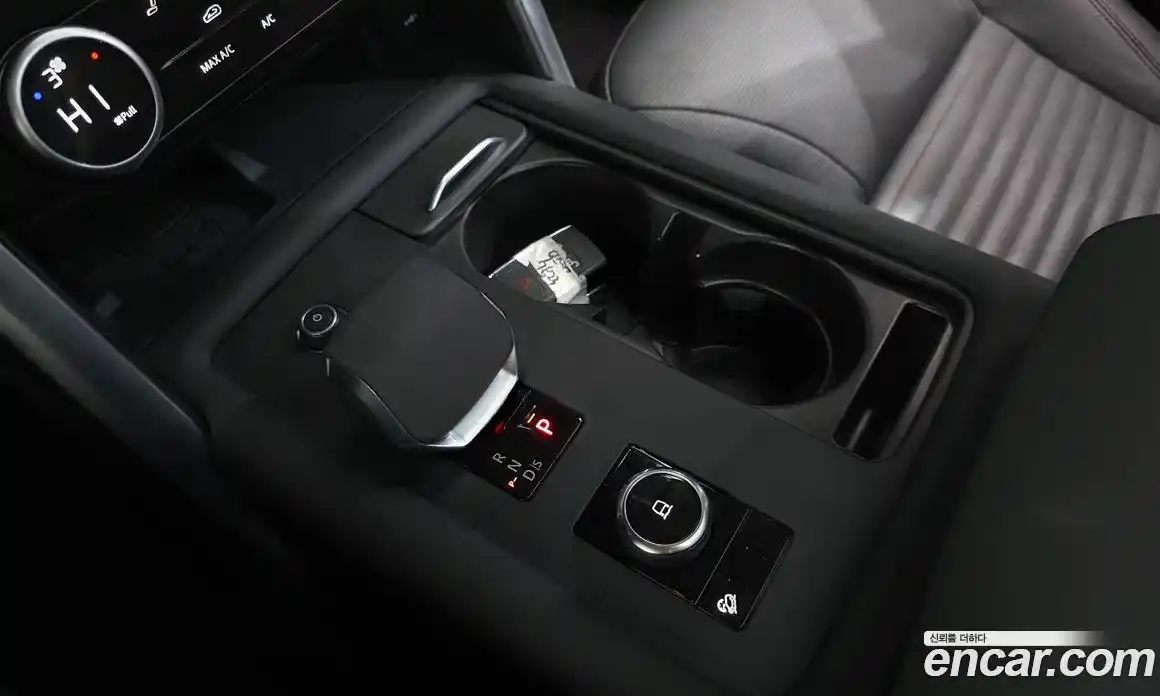 Land Rover Discovery 2023 3.0 Автомат в Москве № 166244, фото 9