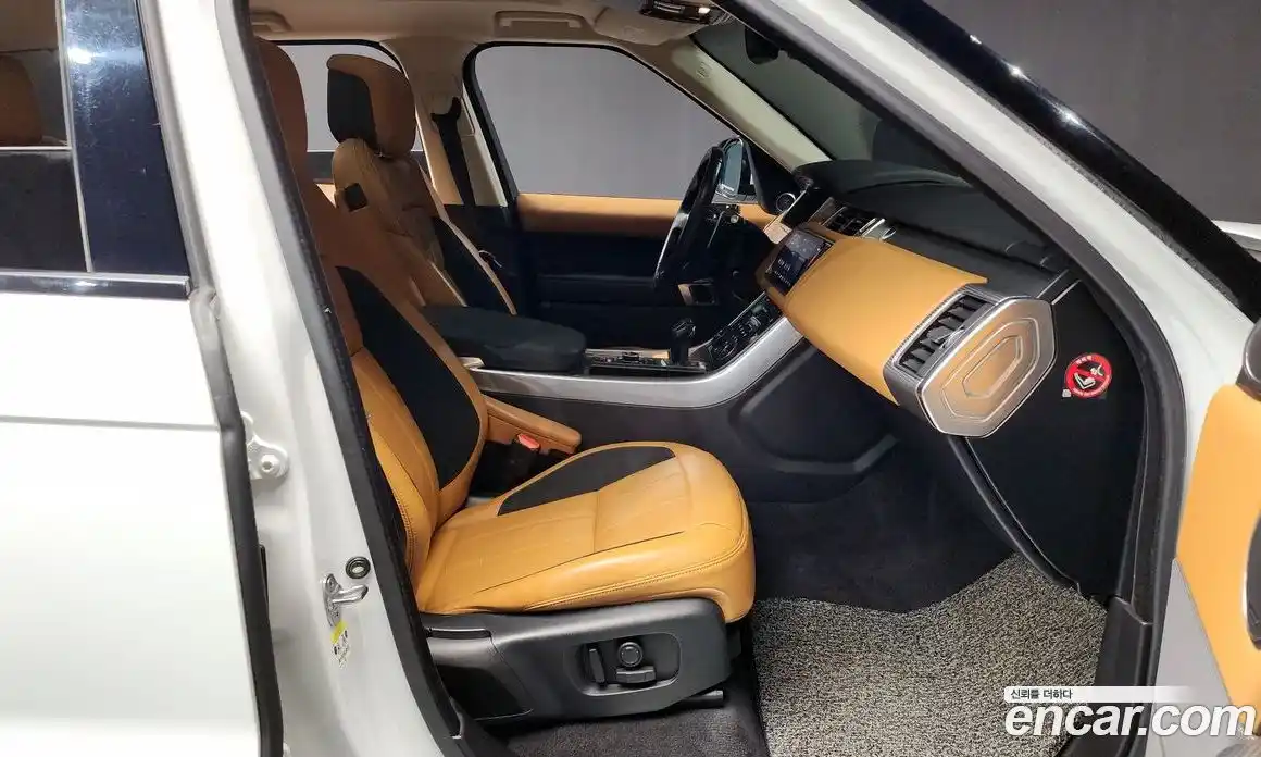 Land Rover Range-Rover Sport 2018 3.0 Автомат в Москве № 166255, фото 11