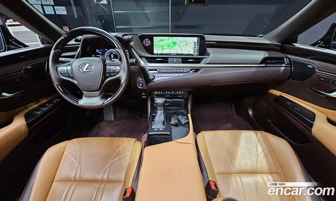 Lexus ES 2019 2.5 Автомат в Москве № 168237, фото 10