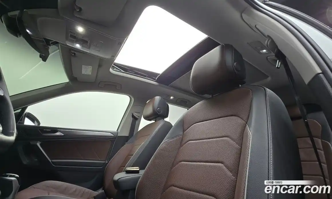 Volkswagen Tiguan 2023 2.0 Автомат в Москве № 168444, фото 19