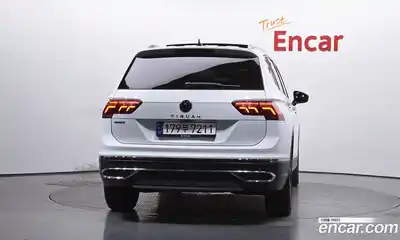 Volkswagen Tiguan 2023 2.0 Автомат в Москве № 168444, миниатюра 4