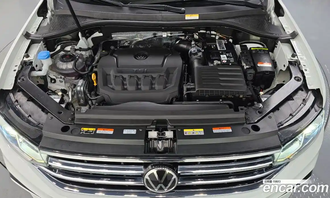 Volkswagen Tiguan 2023 2.0 Автомат в Москве № 168444, фото 6