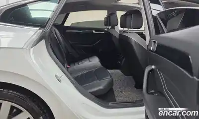 Volkswagen Arteon 2022 2.0 Автомат в Москве № 168715, миниатюра 4