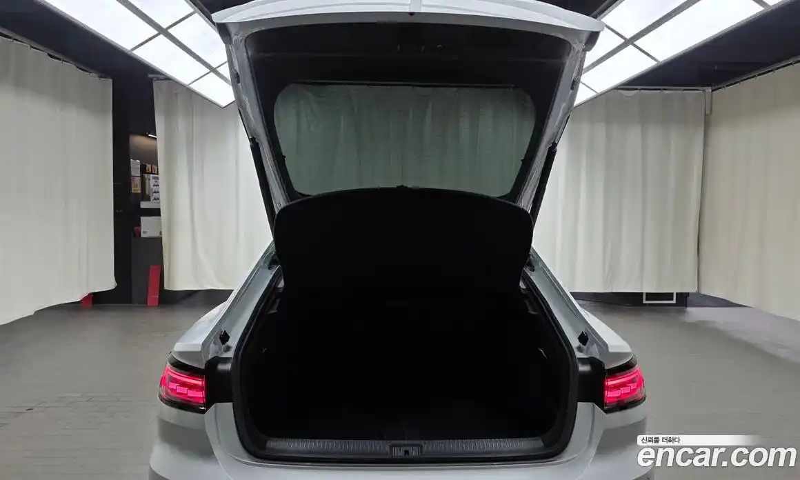 Volkswagen Arteon 2022 2.0 Автомат в Москве № 168715, фото 9