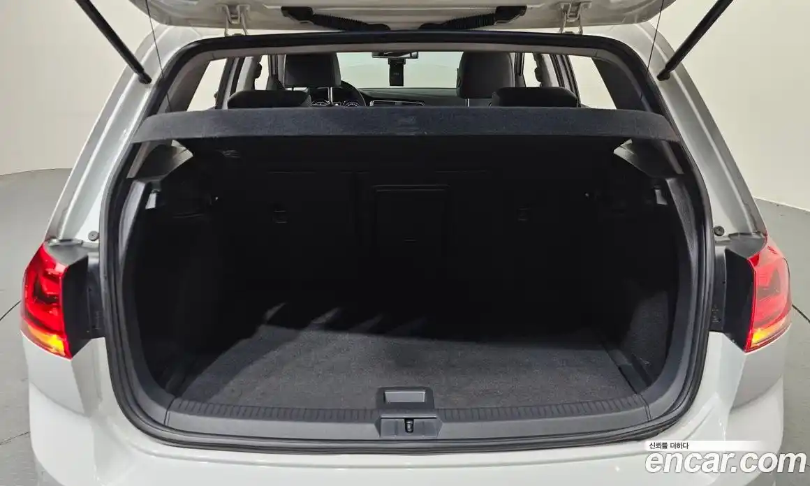 Volkswagen Golf 2014 1.4 Автомат в Москве № 168987, фото 15