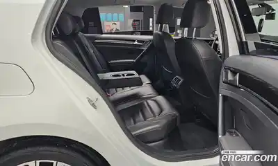 Volkswagen Golf 2014 1.4 Автомат в Москве № 168987, миниатюра 3