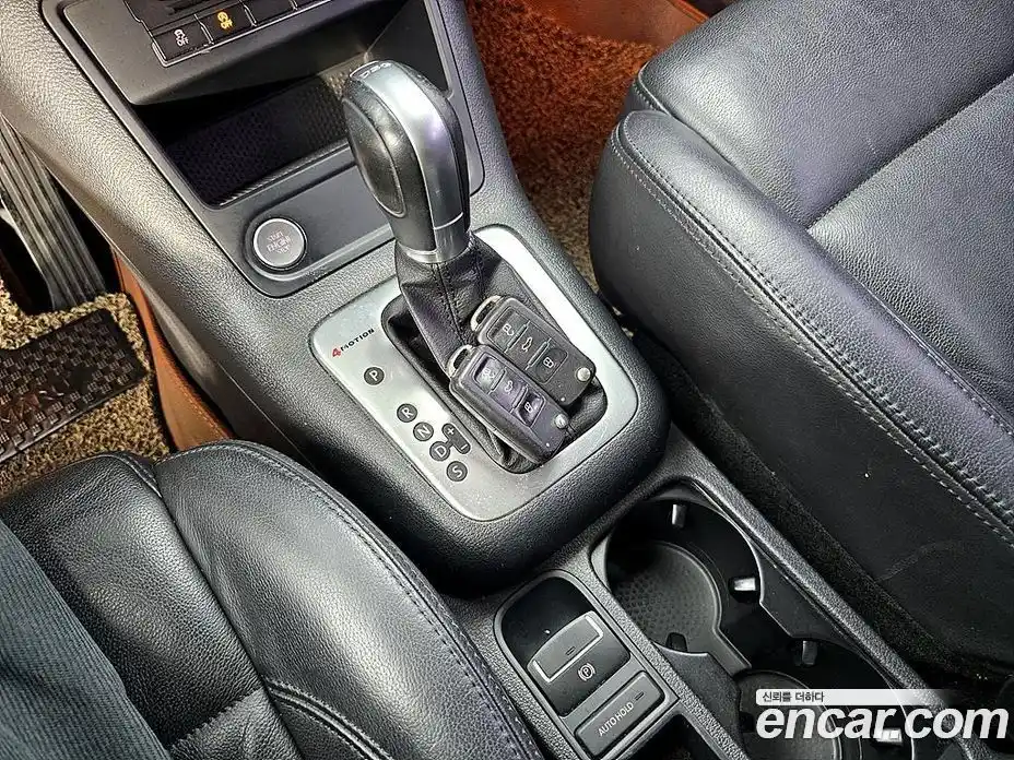 Volkswagen Tiguan 2015 2.0 Автомат в Москве № 169293, фото 15