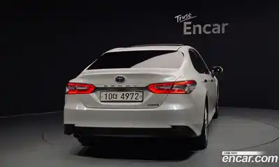 Toyota Camry, 2019