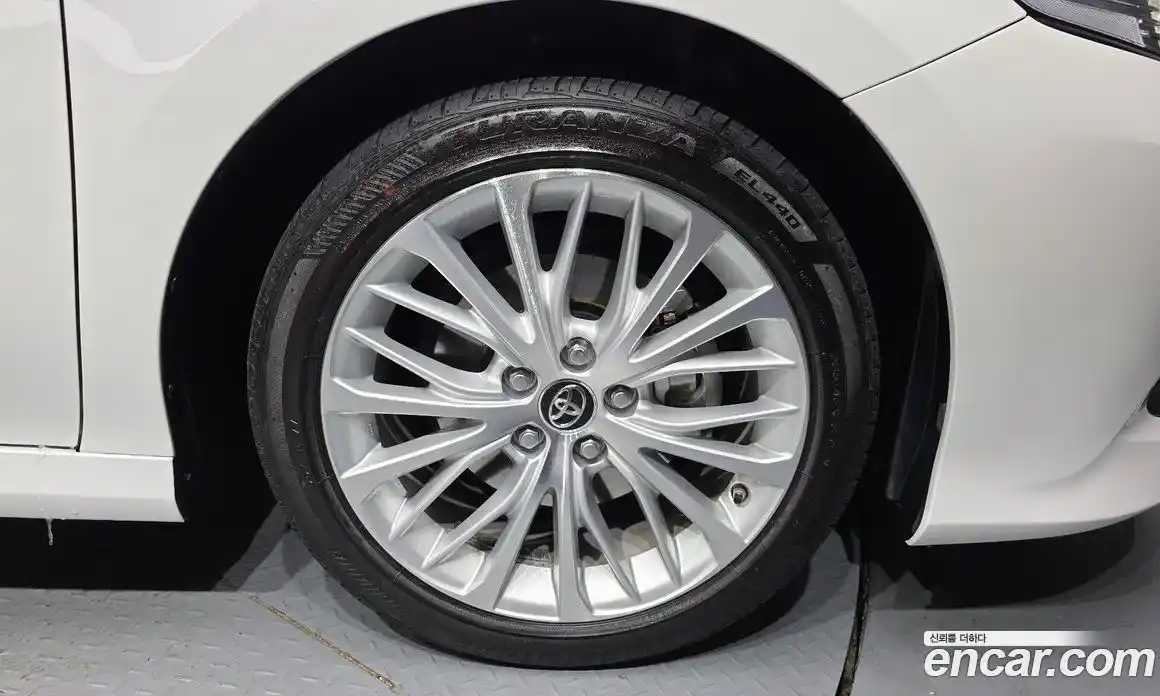 Toyota Camry 2019 2.5 Автомат в Москве № 170179, фото 9