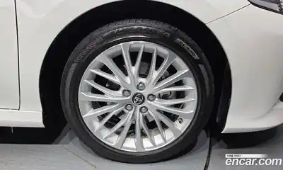 Toyota Camry 2019 2.5 Автомат в Москве № 170179, миниатюра 9