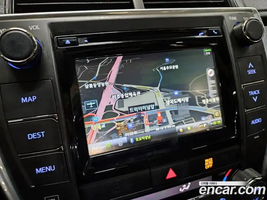 Toyota Camry 2017 2.5 Автомат в Москве № 170353, фото 16