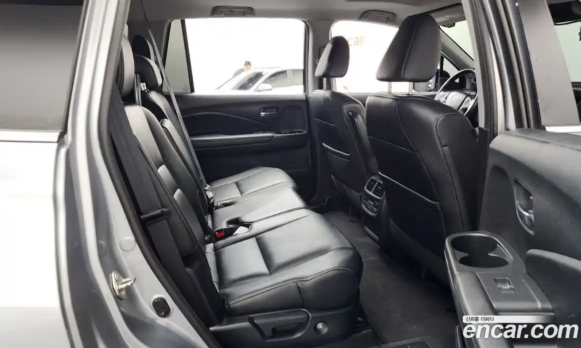 Honda Pilot 2017 3.5 Автомат в Москве № 170648, фото 18