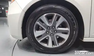 Honda Odyssey 2016 3.5 Автомат в Москве № 170675, миниатюра 12