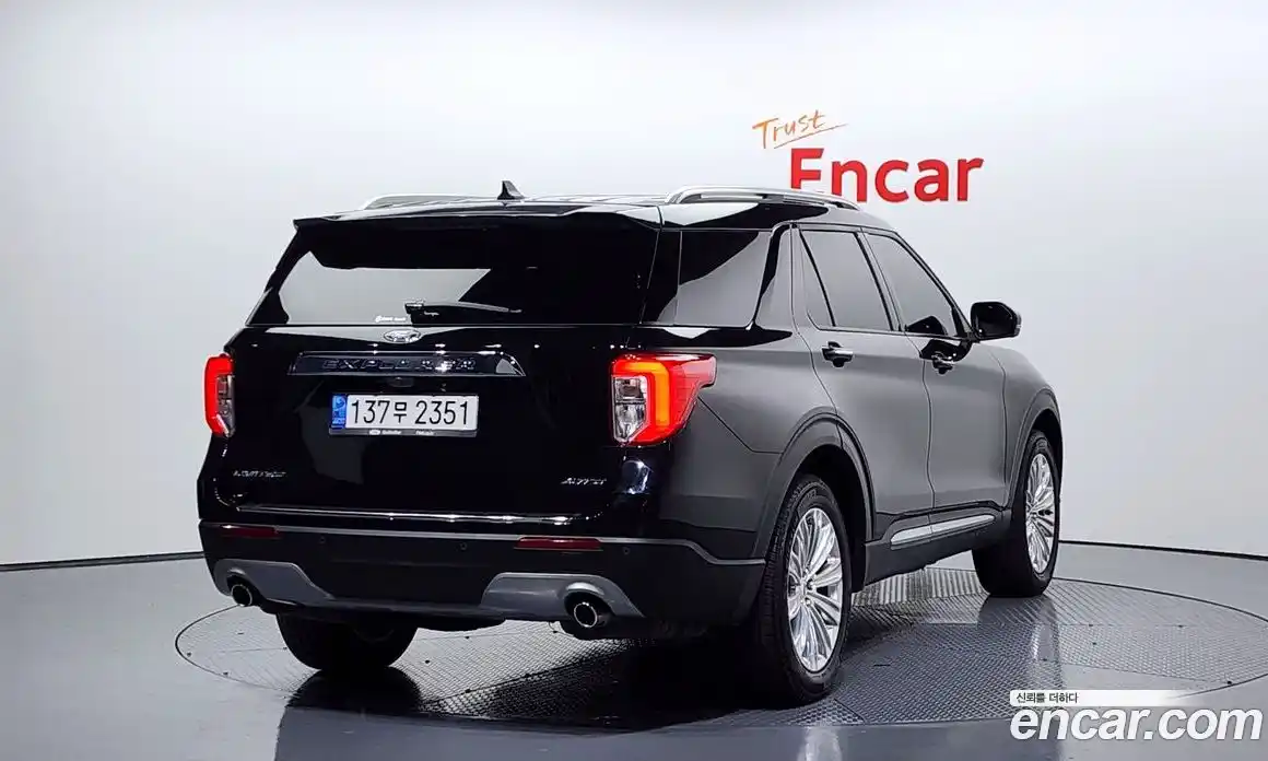 Ford Explorer 2021 2.3 Автомат в Москве № 170819, фото 2