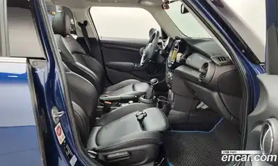 Mini Cooper 2015 1.5 Автомат в Москве № 177166, миниатюра 11