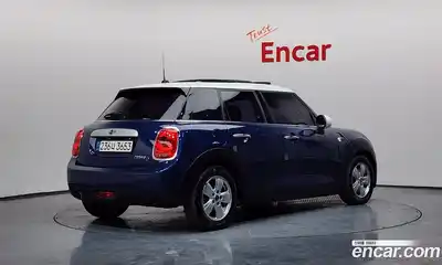Mini Cooper 2015 1.5 Автомат в Москве № 177166, миниатюра 2