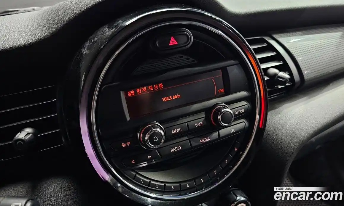 Mini Cooper 2014 1.5 Автомат в Москве № 179132, фото 3