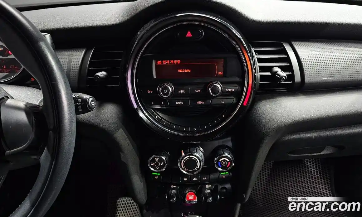 Mini Cooper 2014 1.5 Автомат в Москве № 179132, фото 10