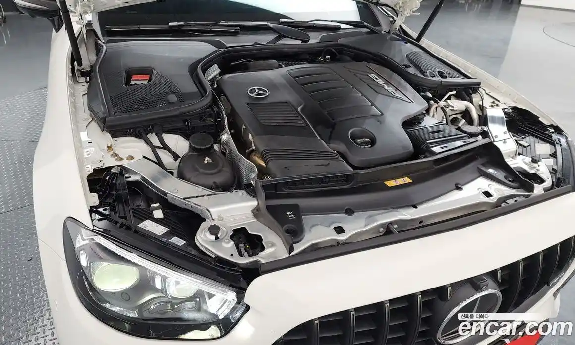 Mercedes-Benz E-Class 2023 3.0 Автомат в Москве № 180165, фото 11