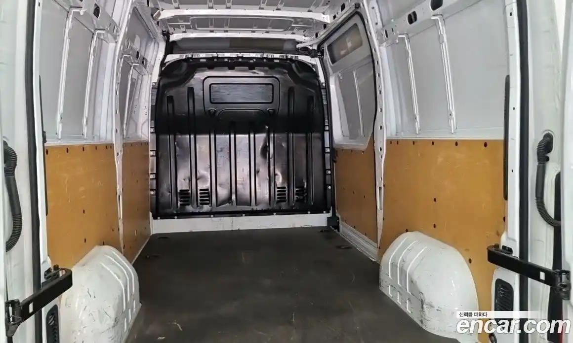 Renault Master 2019 2.3 Механическая в Москве № 186474, фото 10