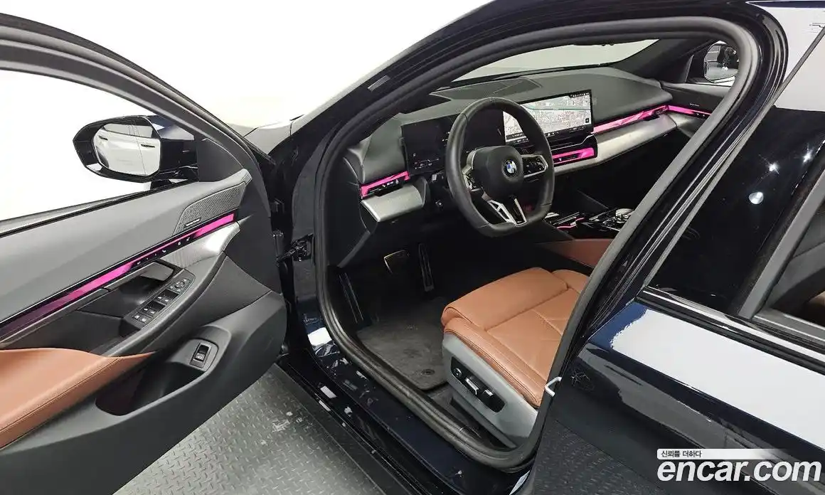 BMW 5-Series 2025 2.0 Автомат в Москве № 187942, фото 11