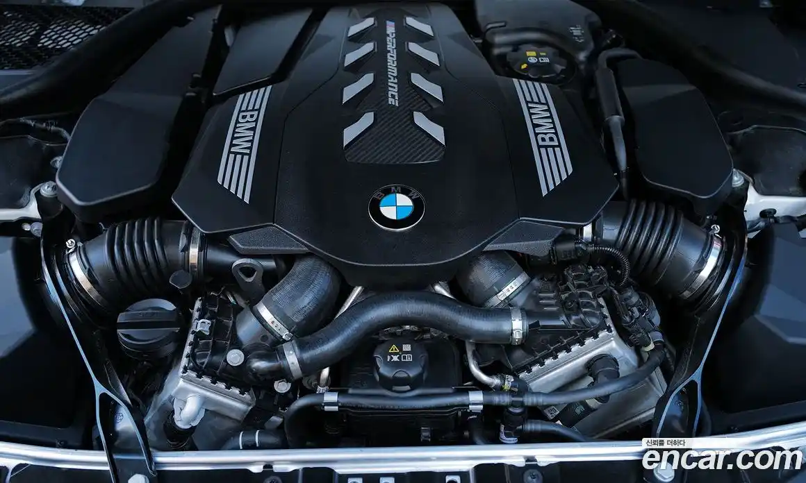 BMW 8-Series 2023 4.4 Автомат в Москве № 188147, фото 6