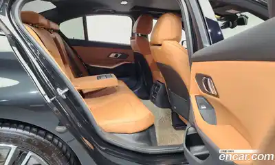 BMW 3-Series 2023 2.0 Автомат в Москве № 188270, миниатюра 12