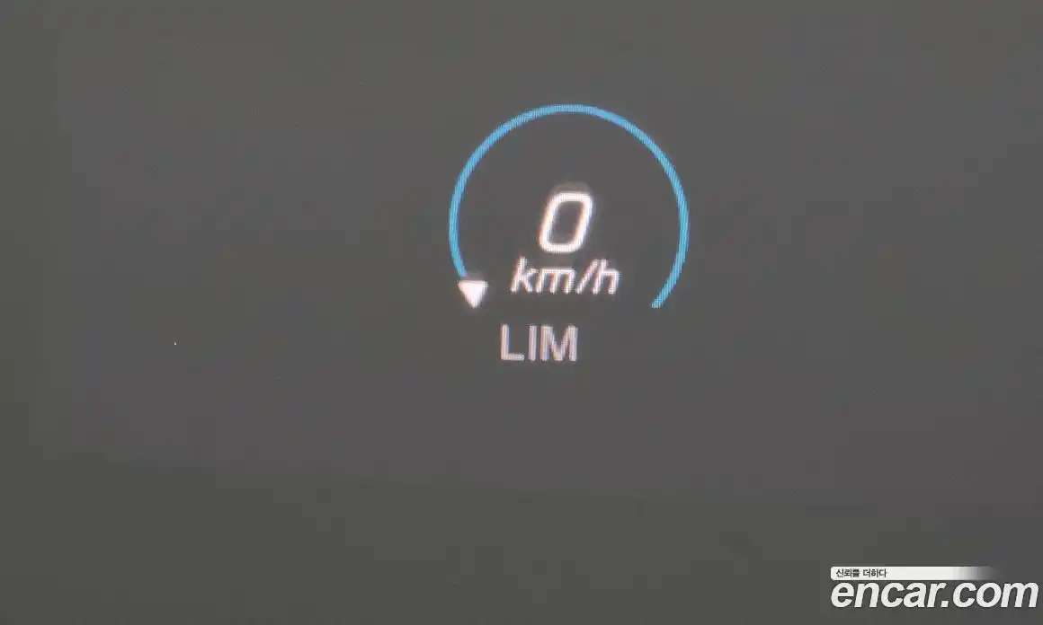 Mercedes-Benz E-Class 2021 2.0 Автомат в Москве № 194370, фото 17