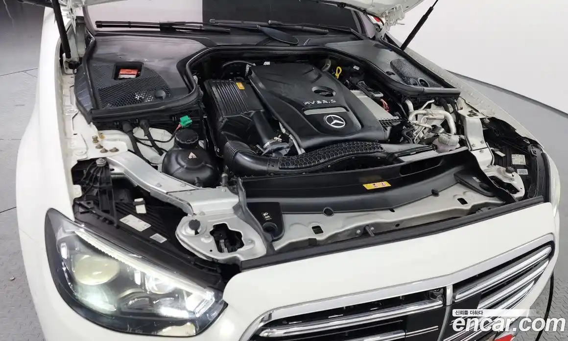 Mercedes-Benz E-Class 2021 2.0 Автомат в Москве № 194370, фото 6