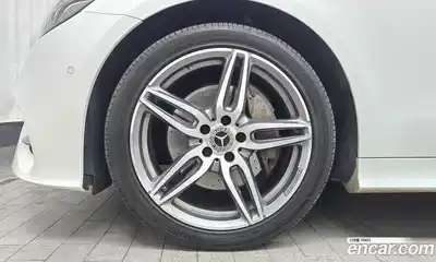 Mercedes-Benz E-Class 2019 1.9 Автомат в Москве № 194386, миниатюра 11