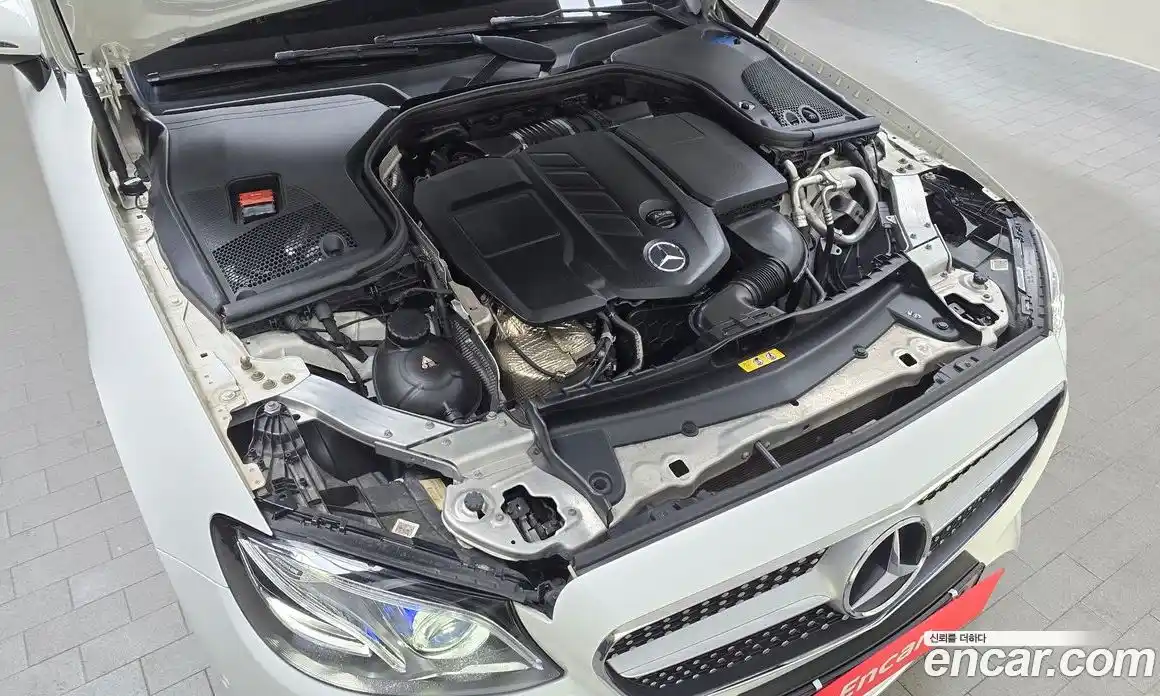 Mercedes-Benz E-Class 2019 1.9 Автомат в Москве № 194386, фото 20