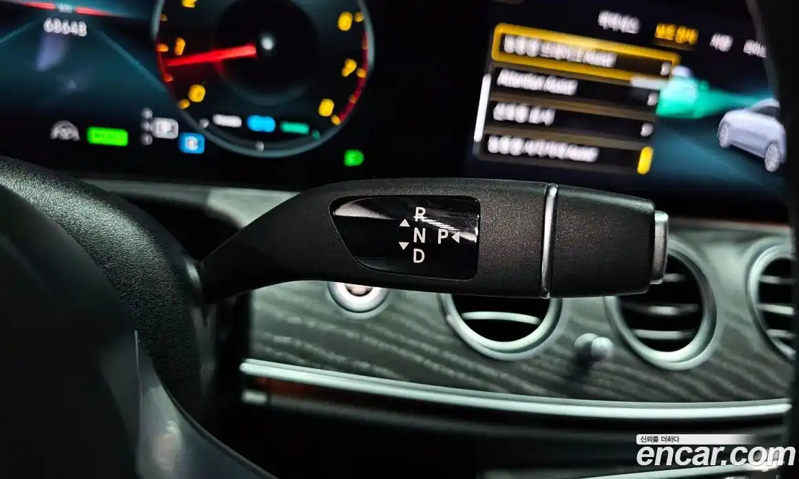 Mercedes-Benz E-Class 2021 2.0 Автомат в Москве № 194490, фото 11