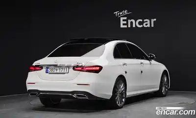 Mercedes-Benz E-Class 2021 2.0 Автомат в Москве № 194490, миниатюра 7