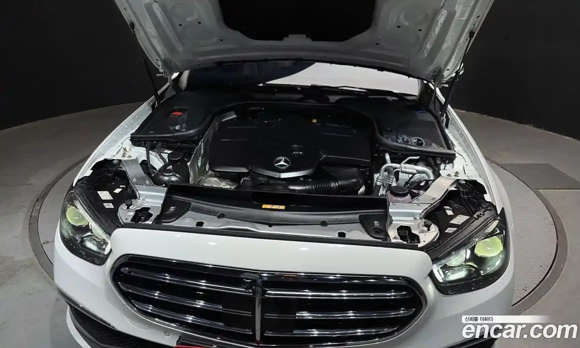 Mercedes-Benz E-Class 2023 1.9 Автомат в Москве № 194599, фото 18