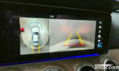 Mercedes-Benz E-Class 2023 1.9 Автомат в Москве № 194599, миниатюра 2