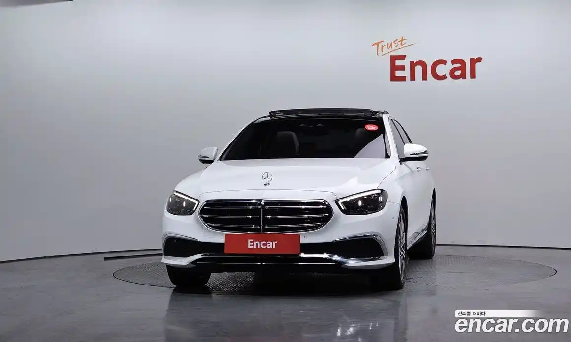 Mercedes-Benz E-Class 2022 3.0 Автомат в Москве № 194621, фото 17