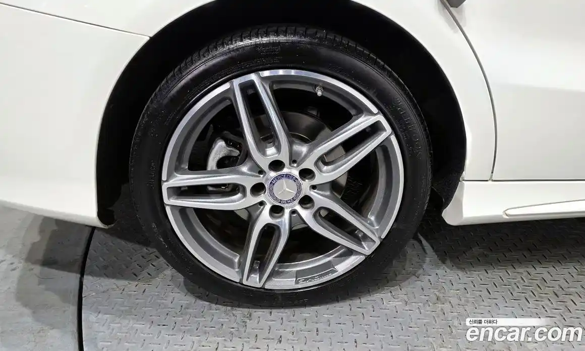 Mercedes-Benz CLA-Class 2018 2.0 Автомат в Москве № 195084, фото 11