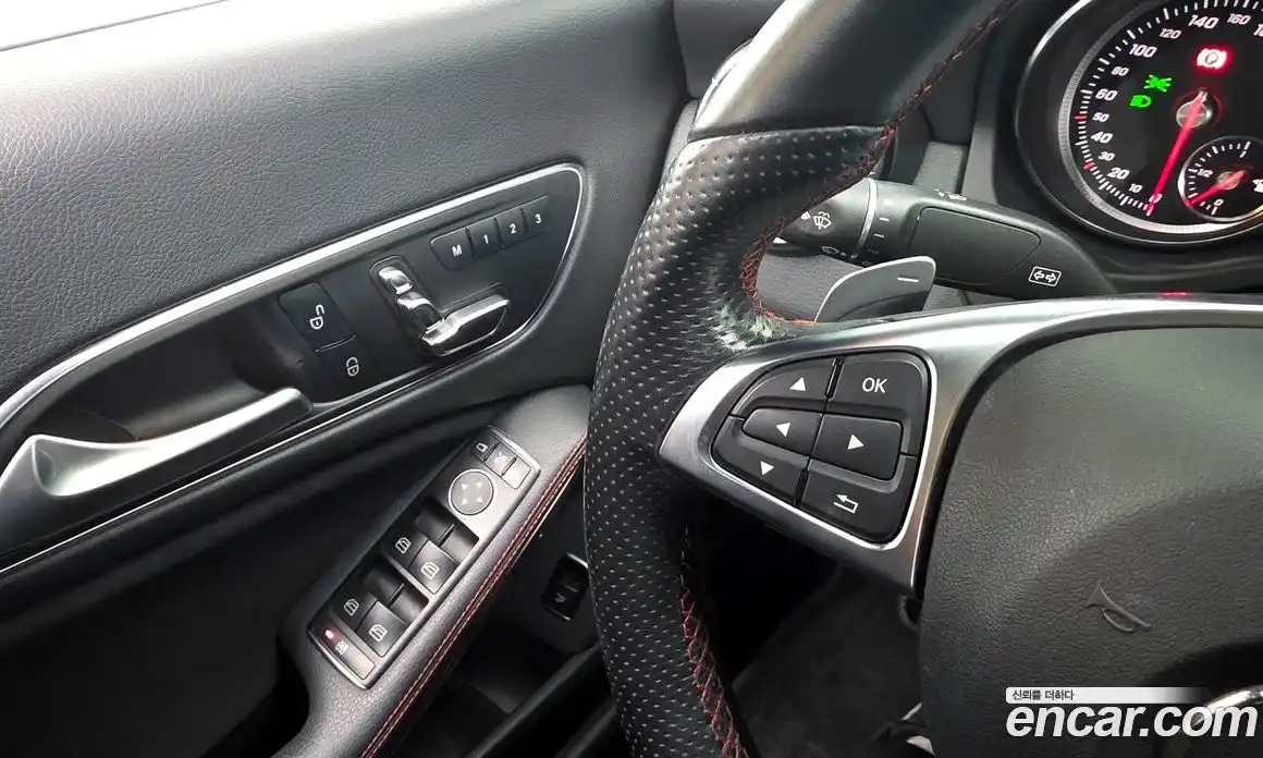 Mercedes-Benz CLA-Class 2018 2.0 Автомат в Москве № 195084, фото 12