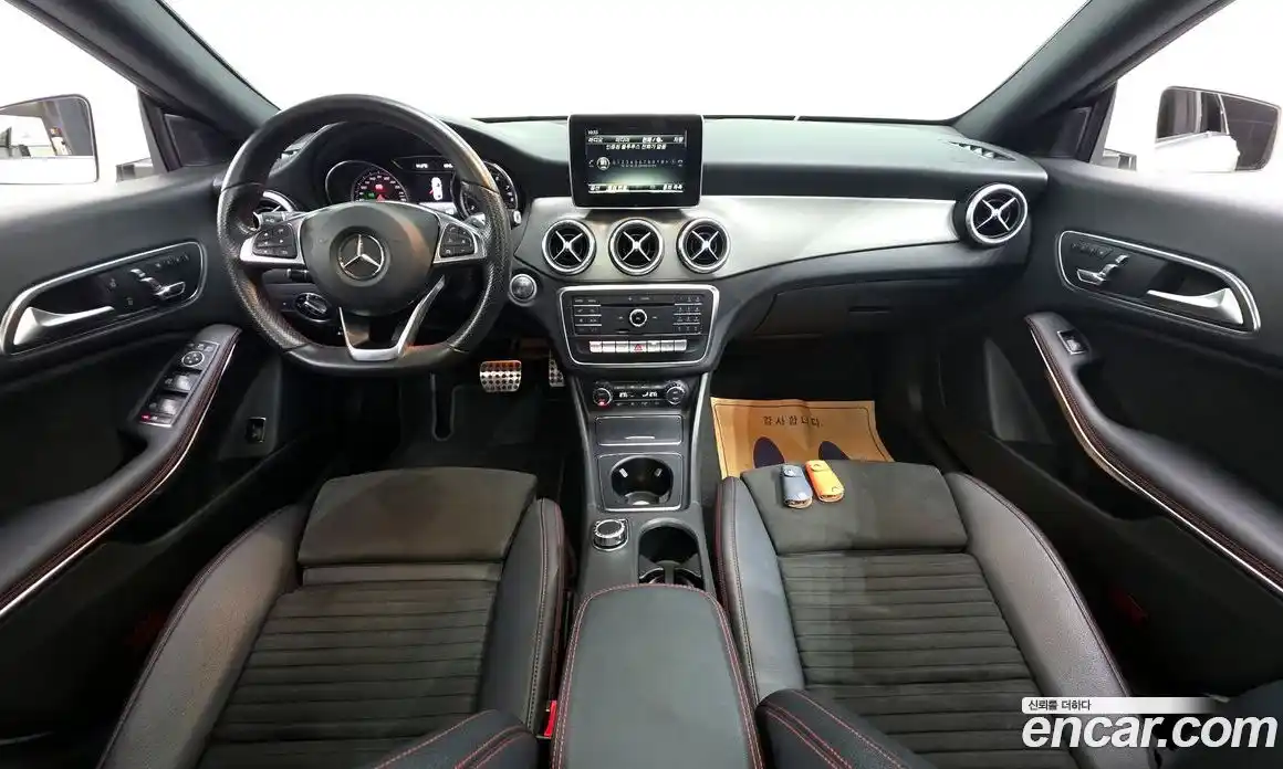 Mercedes-Benz CLA-Class 2018 2.0 Автомат в Москве № 195084, фото 16