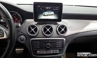 Mercedes-Benz CLA-Class 2018 2.0 Автомат в Москве № 195084, миниатюра 2