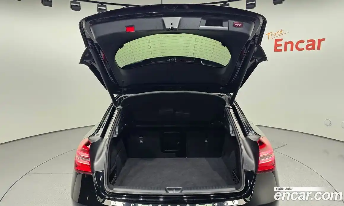 Mercedes-Benz GLA-Class 2019 2.0 Автомат в Москве № 195547, фото 13