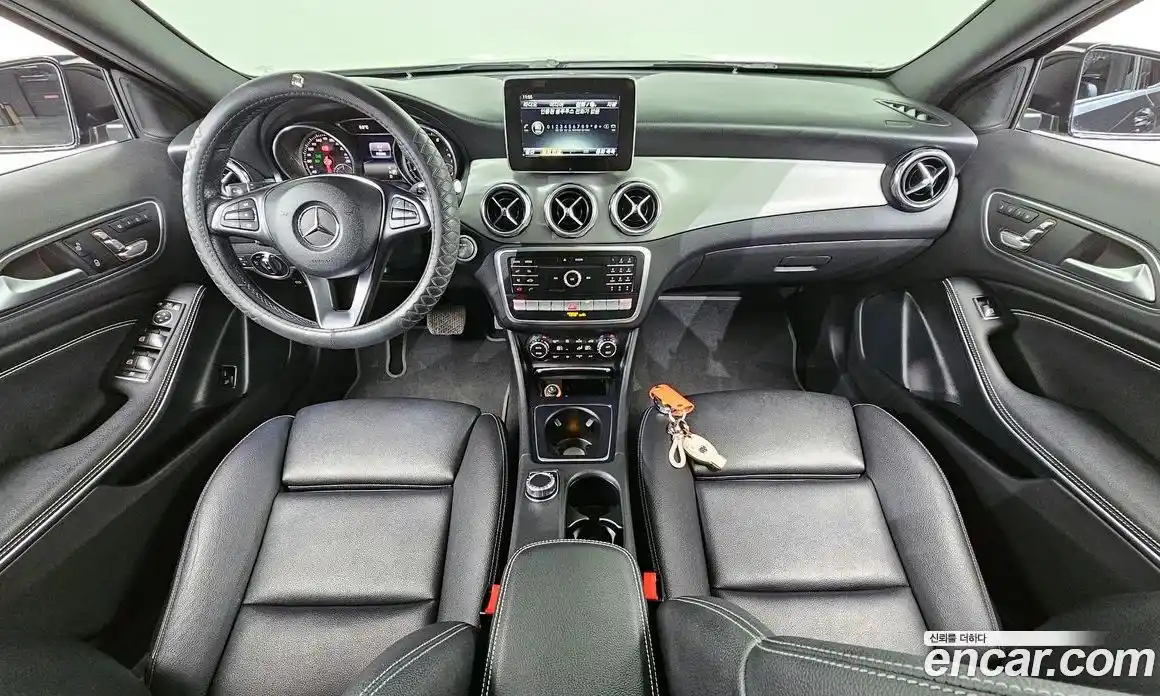 Mercedes-Benz GLA-Class 2019 2.0 Автомат в Москве № 195547, фото 17