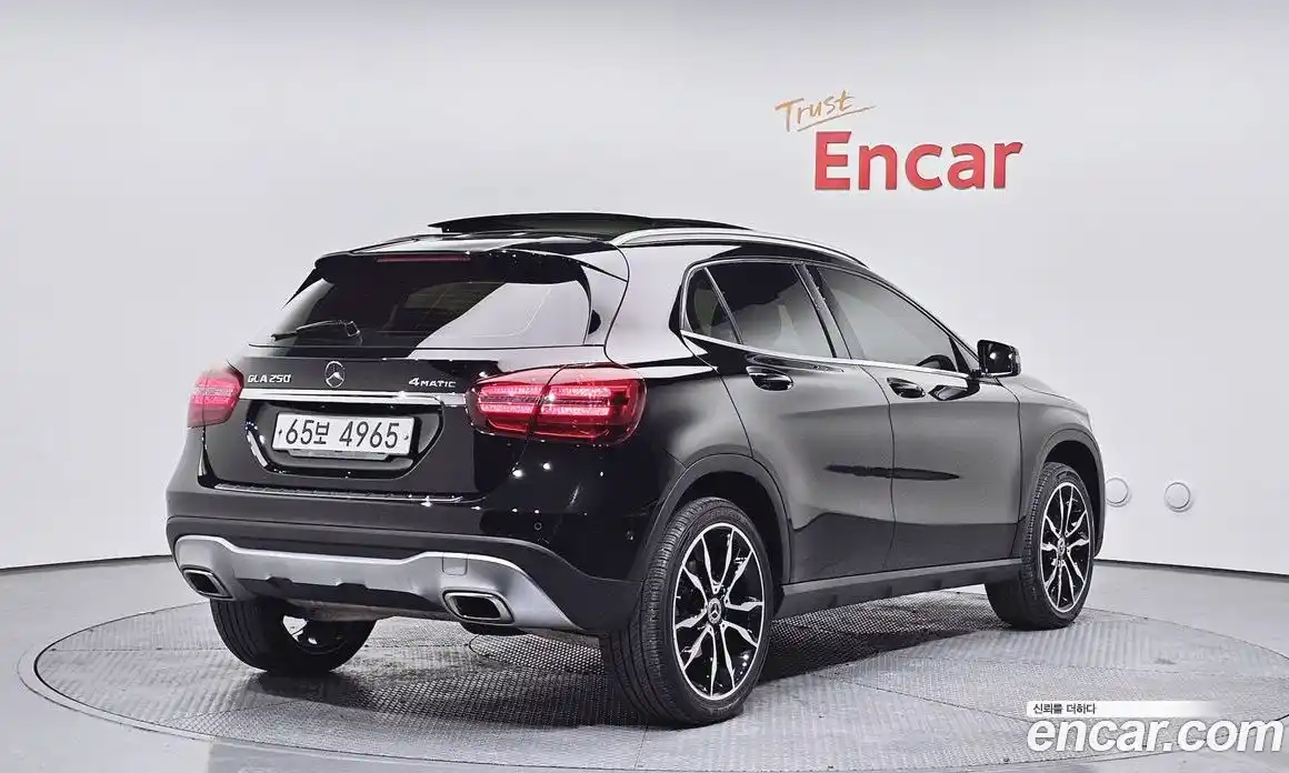 Mercedes-Benz GLA-Class 2019 2.0 Автомат в Москве № 195547, фото 19