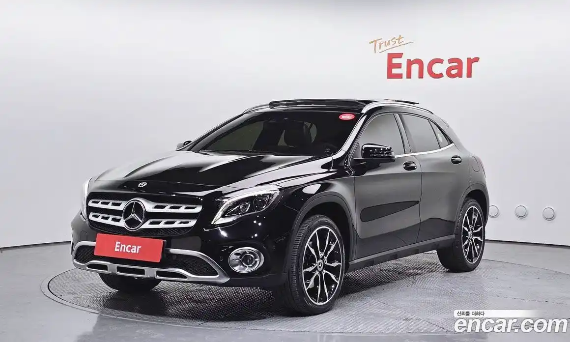 Mercedes-Benz GLA-Class 2019 2.0 Автомат в Москве № 195547, фото 20