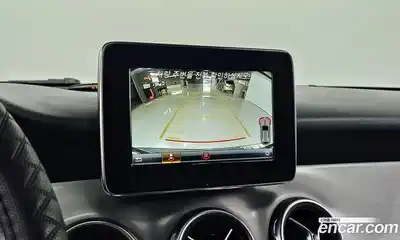 Mercedes-Benz GLA-Class 2019 2.0 Автомат в Москве № 195547, миниатюра 2