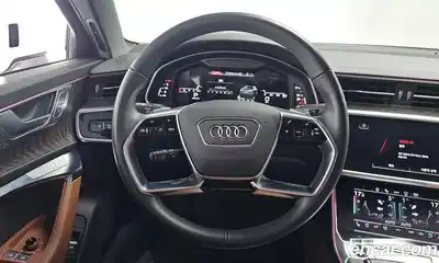 Audi A6 2023 2.0 Автомат в Москве № 196018, миниатюра 5