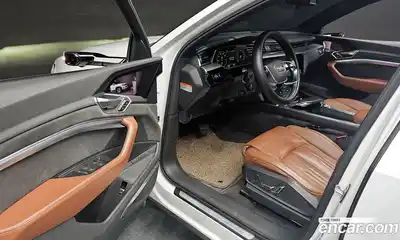 Audi e-tron 2020 0.2 Автомат в Москве № 196657, миниатюра 11